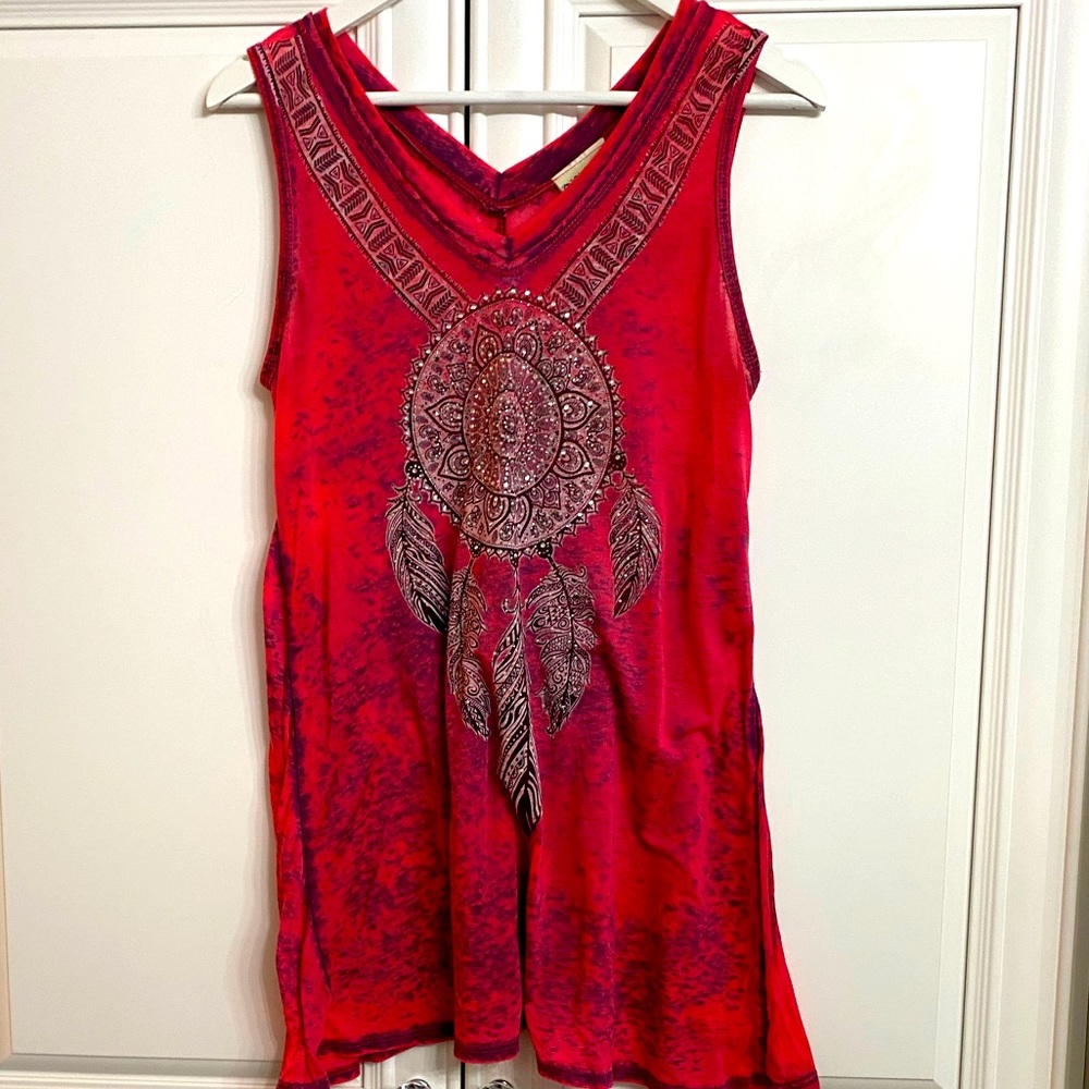 Vocal Sz Small V-Neck & Back Pinky-Red & Black Tank Top with Dream Catcher Front